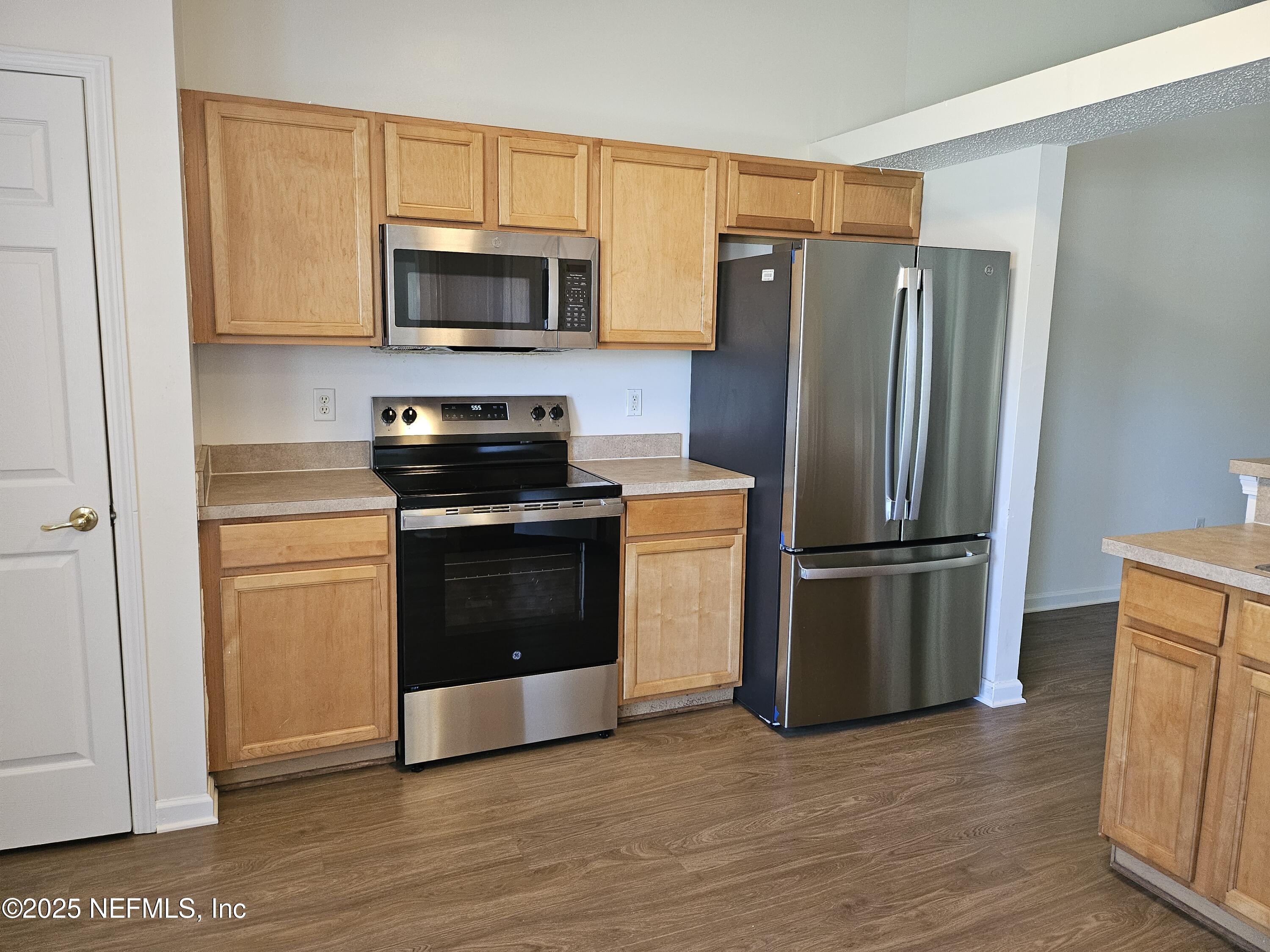 10994 LAUREN OAK Lane S