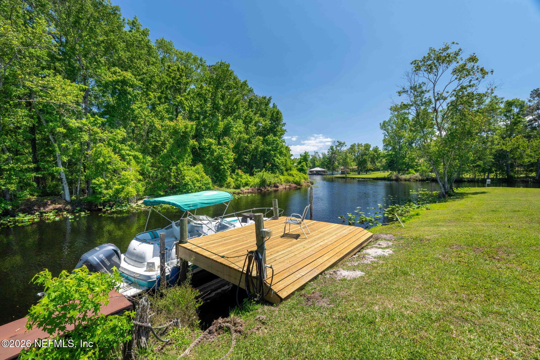 1738 OAK GROVE Circle