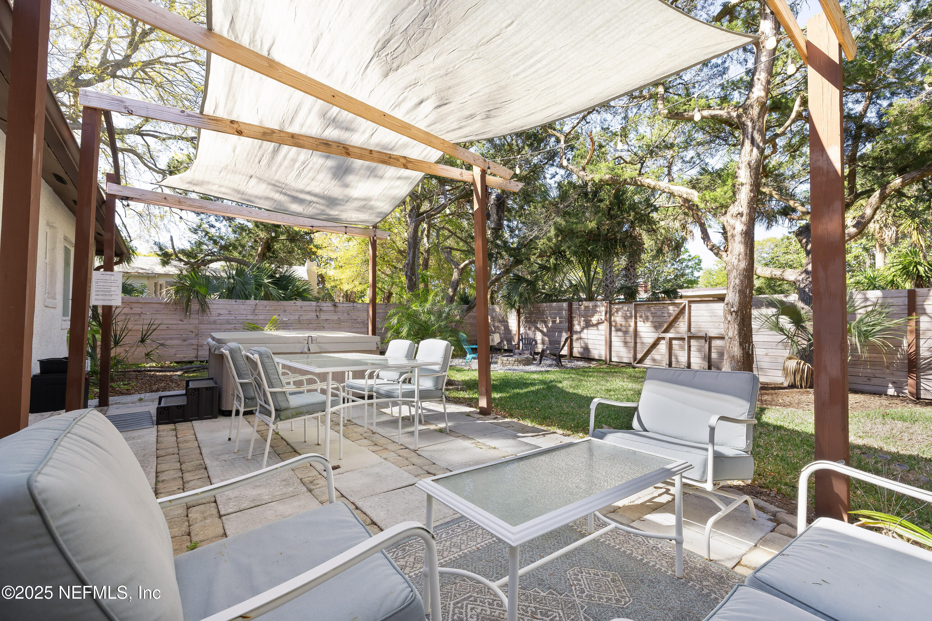 110 ARREDONDO Avenue