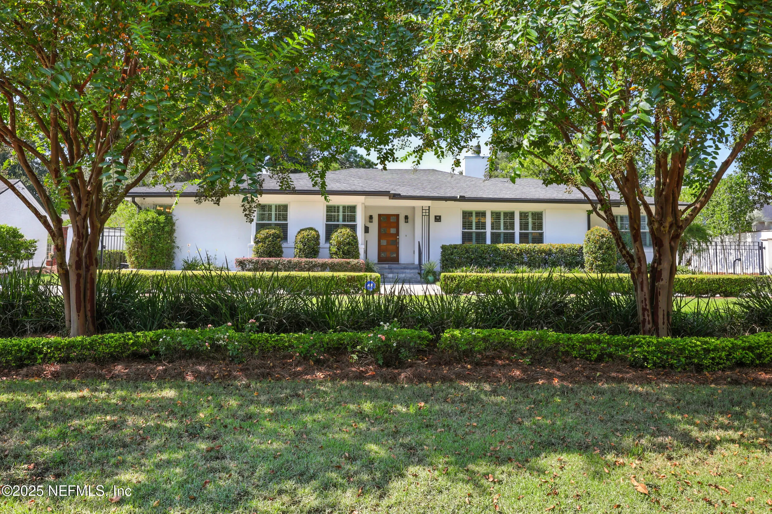 Jacksonville, Florida 32207, United States, 4 Bedrooms Bedrooms, ,3 BathroomsBathrooms,Residential,Active,221038