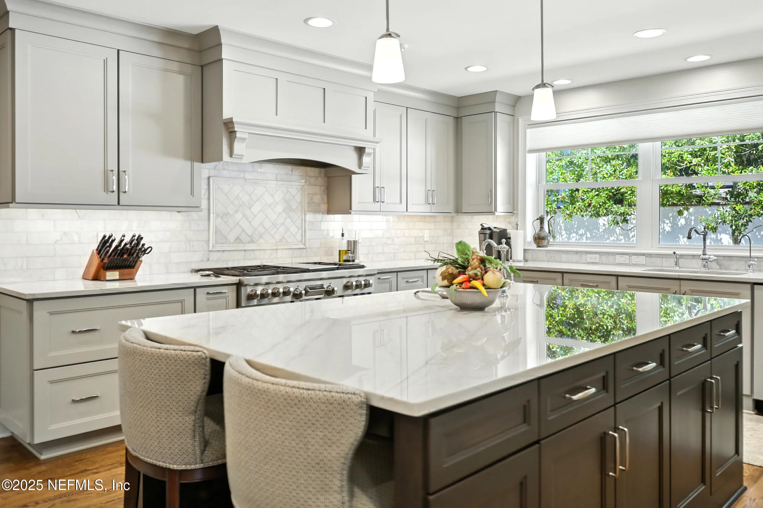 Jacksonville, Florida 32207, United States, 4 Bedrooms Bedrooms, ,3 BathroomsBathrooms,Residential,Active,221038