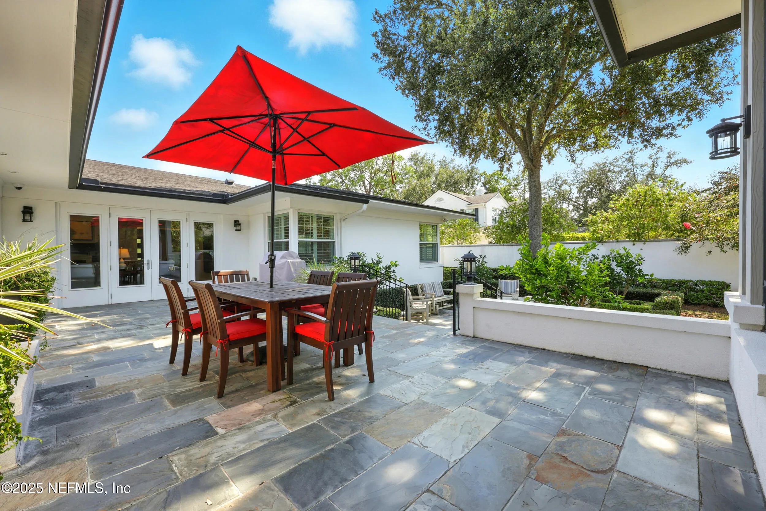 Jacksonville, Florida 32207, United States, 4 Bedrooms Bedrooms, ,3 BathroomsBathrooms,Residential,Active,221038