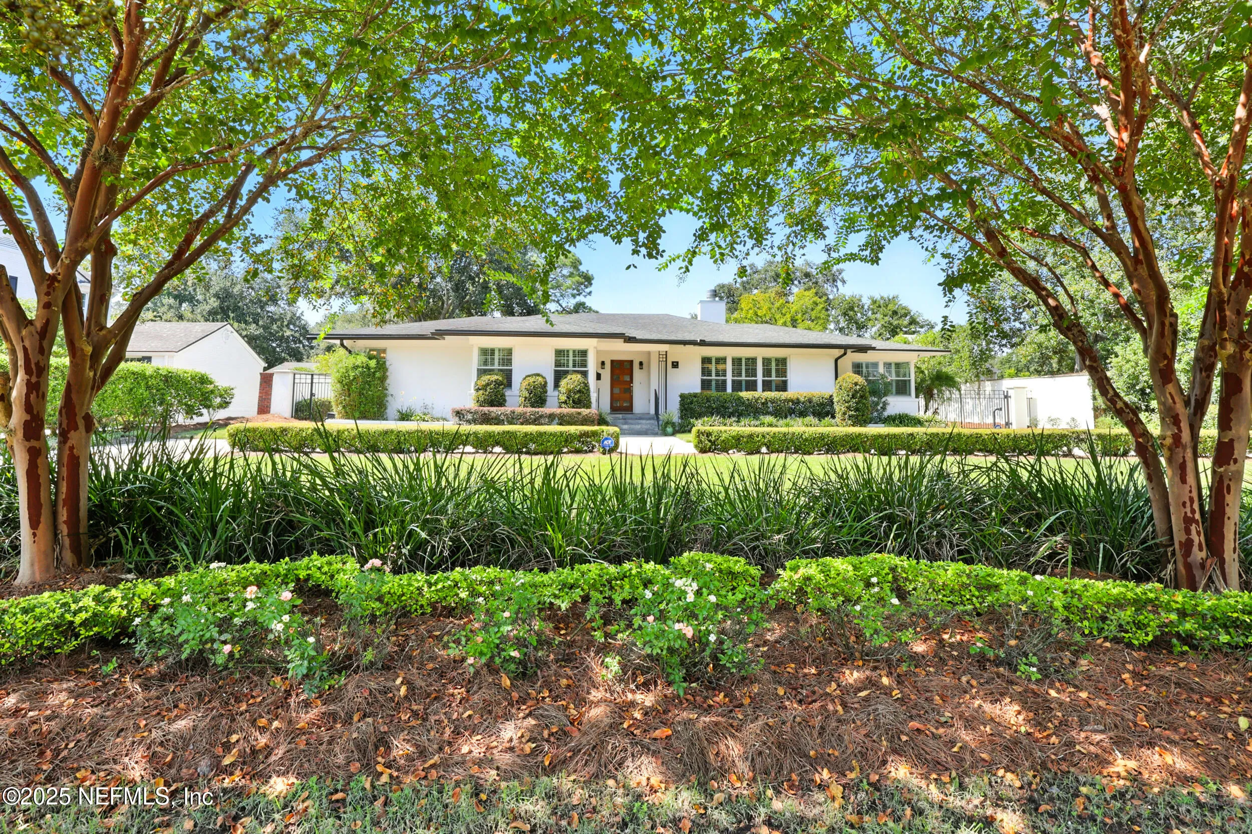 Jacksonville, Florida 32207, United States, 4 Bedrooms Bedrooms, ,3 BathroomsBathrooms,Residential,Active,221038