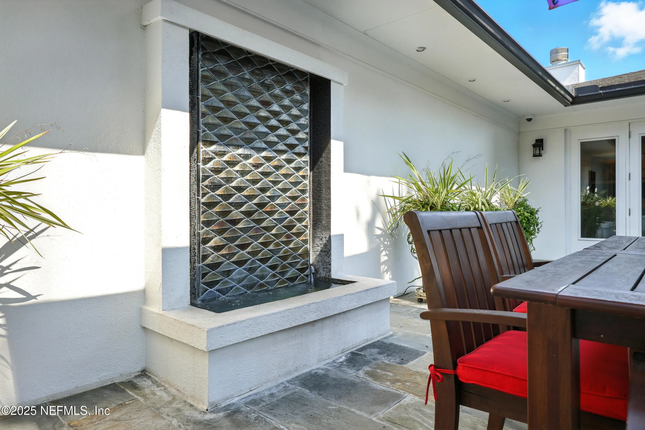 Jacksonville, Florida 32207, United States, 4 Bedrooms Bedrooms, ,3 BathroomsBathrooms,Residential,Active,221038