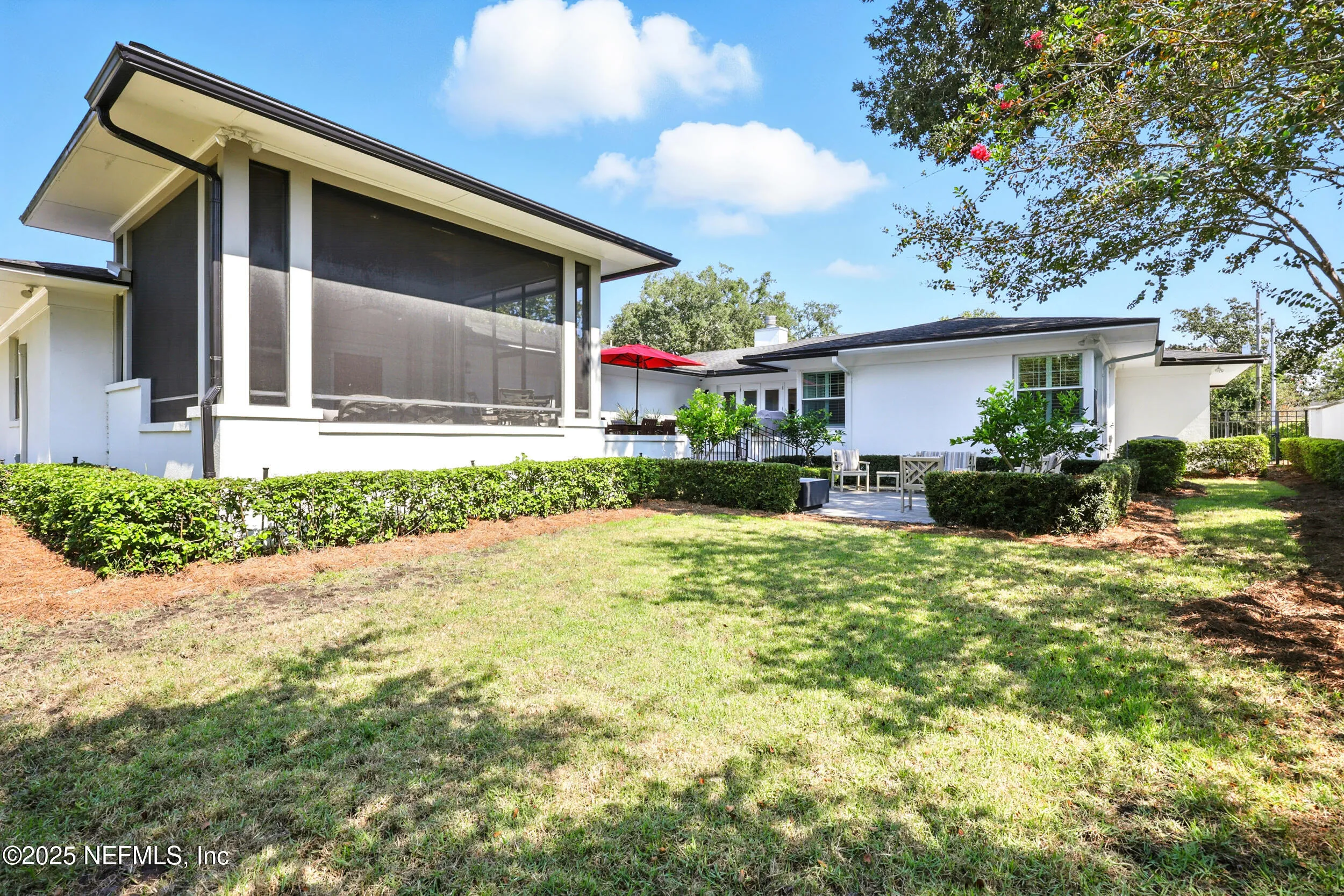 Jacksonville, Florida 32207, United States, 4 Bedrooms Bedrooms, ,3 BathroomsBathrooms,Residential,Active,221038