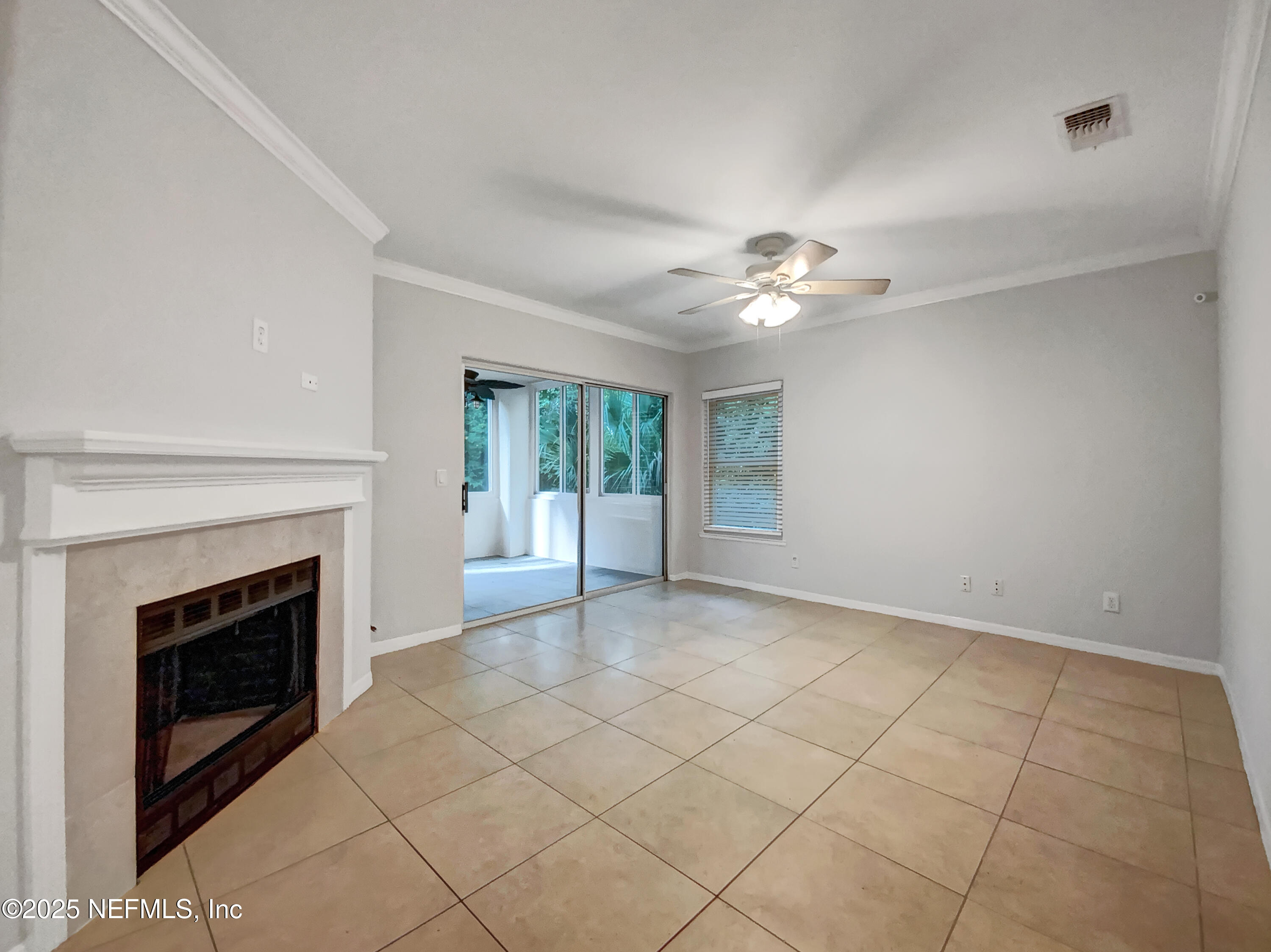 1800 THE GREENS Way 511