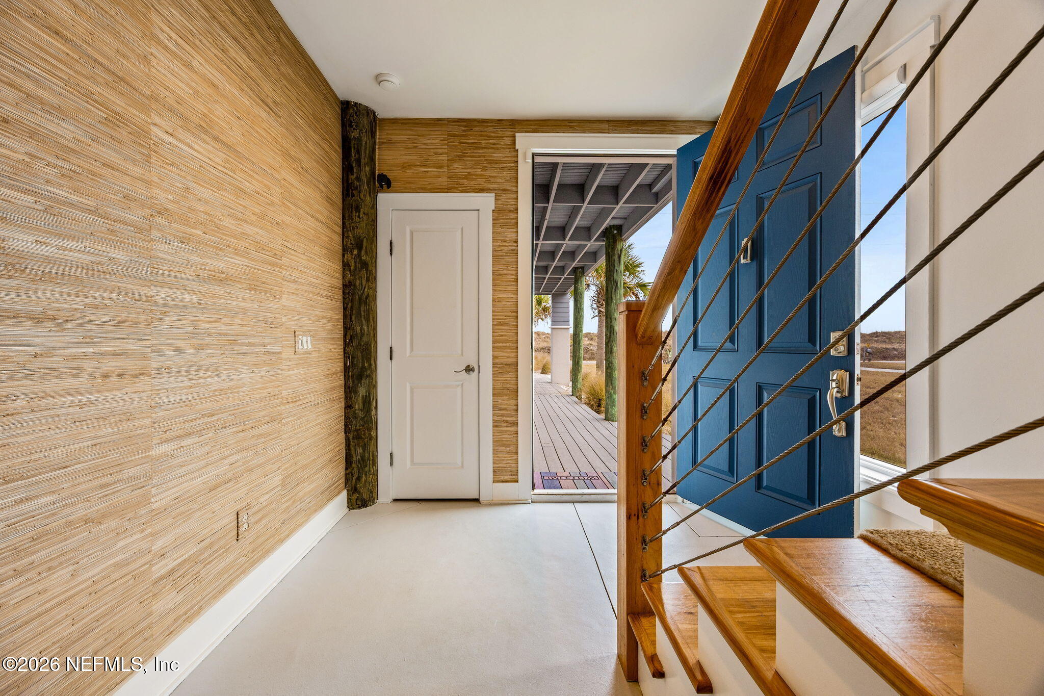 1553 N FLETCHER Avenue