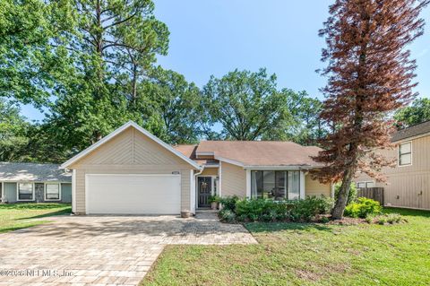 Photo of 3569 HAMPTON GLEN Place, Jacksonville, FL 32257 (MLS # 2153004)