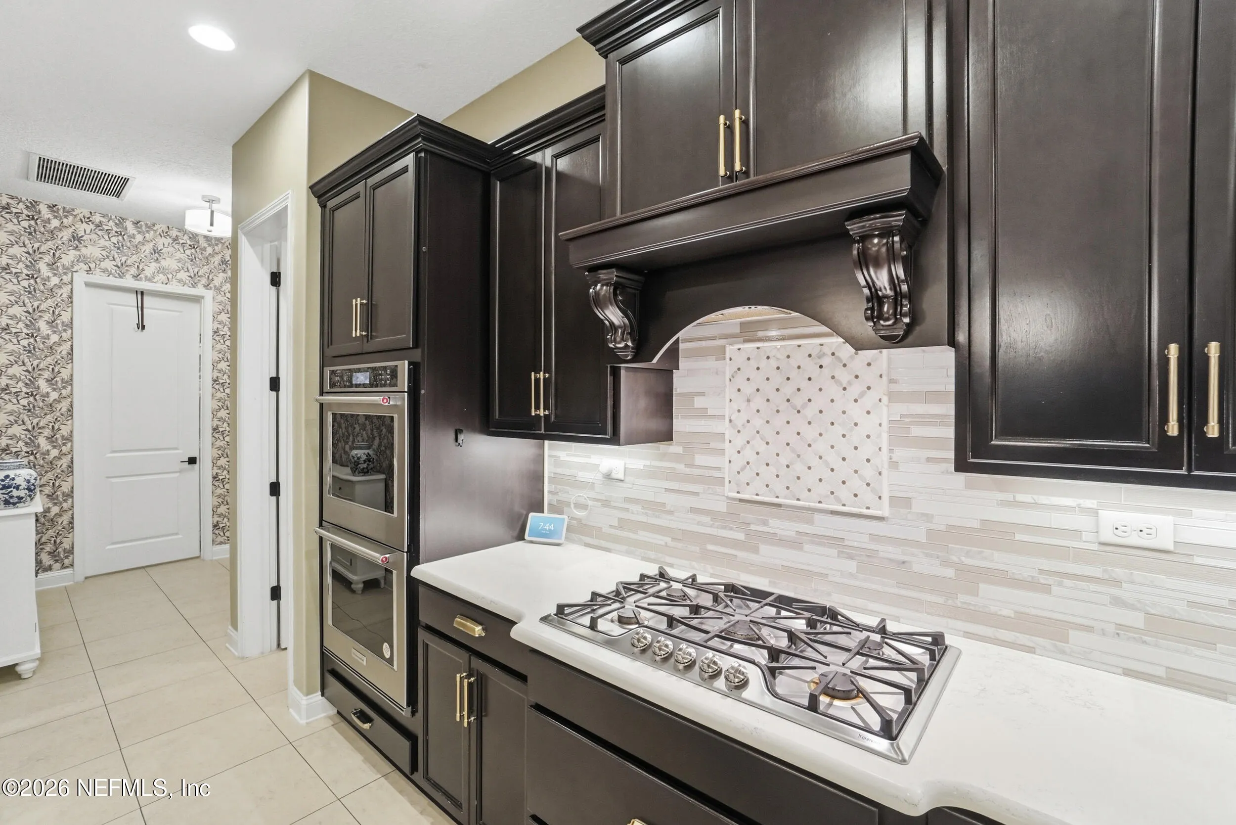 Perfectly positioned on an oversized corner homesite in Preserve at St – image 15
