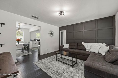 6584 LARNE Avenue Jacksonville FL 32244