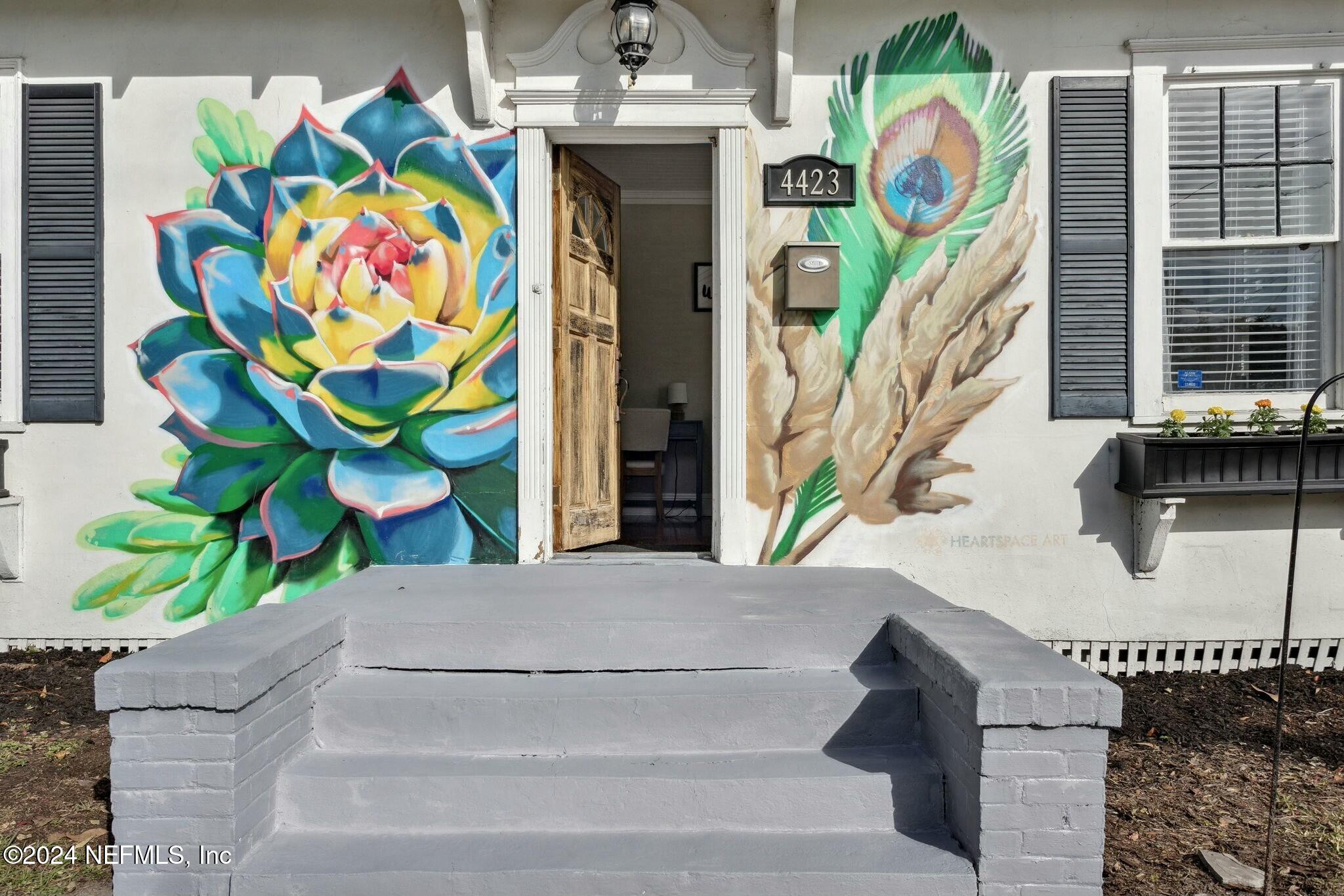 4423 ST JOHNS Avenue