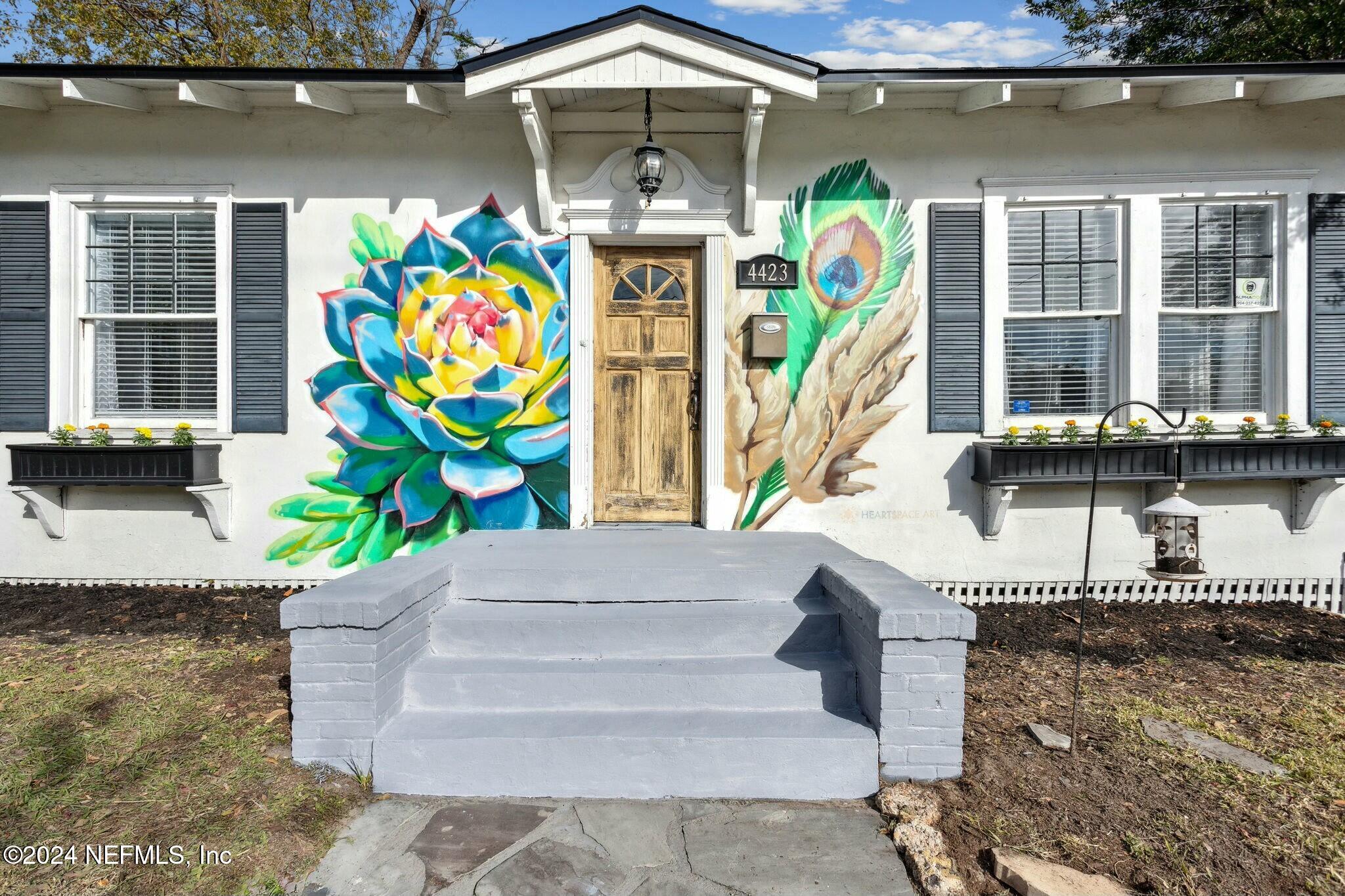 4423 ST JOHNS Avenue