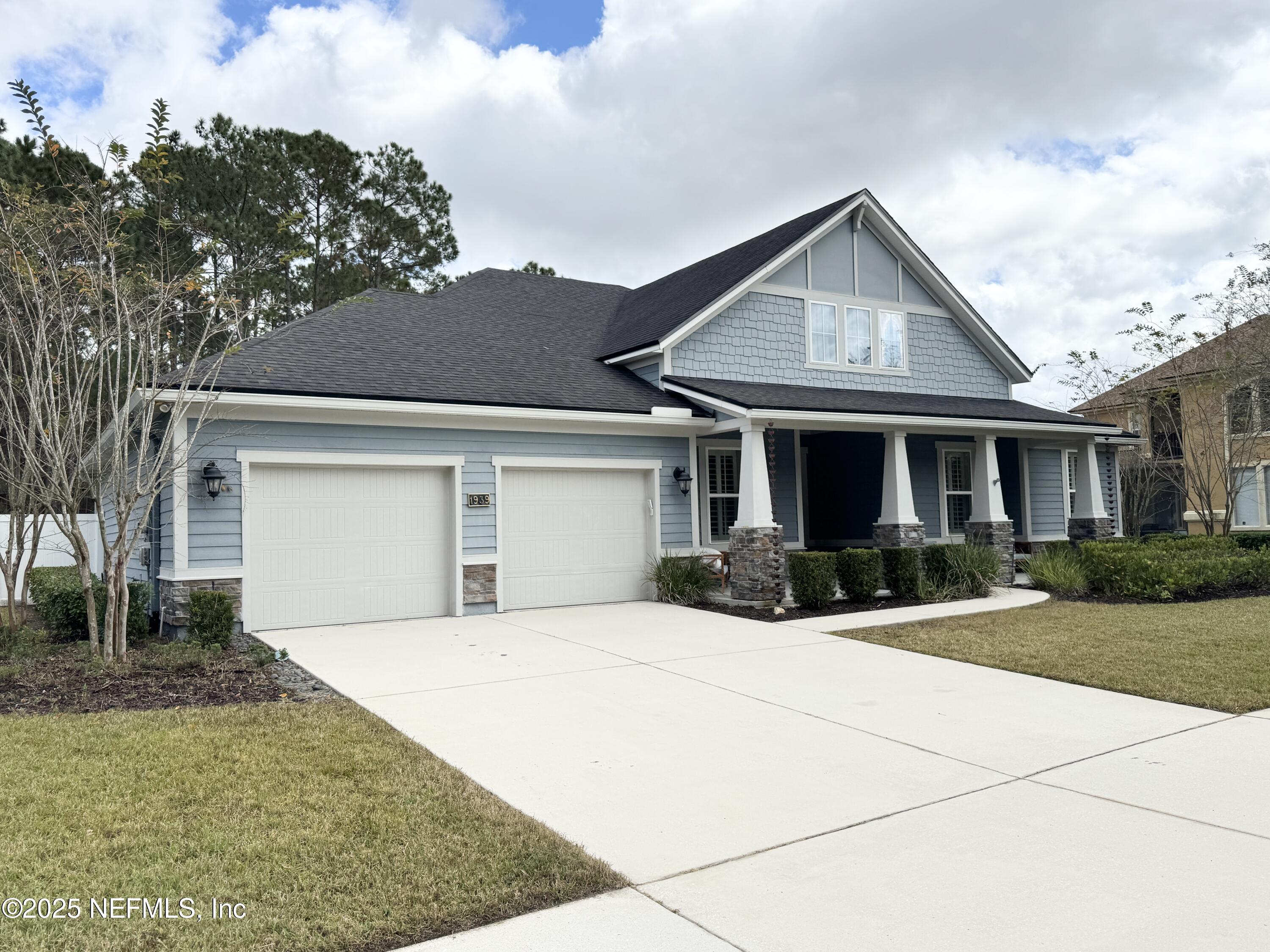 1939 EAGLES POINT Drive