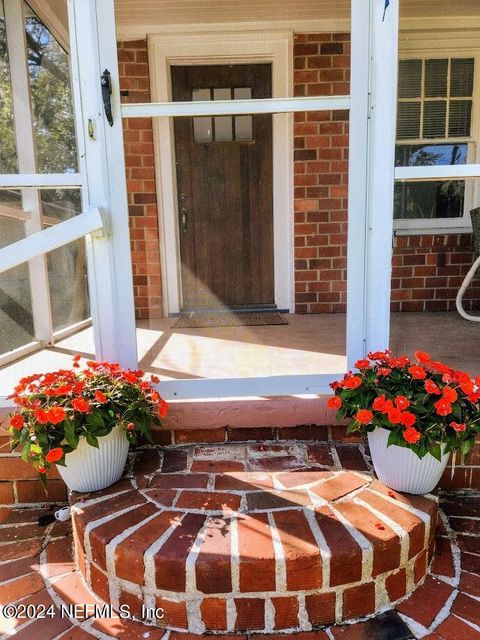 Photo of 2134 CAMDEN Avenue, Jacksonville, FL 32207 (MLS # 2144772)