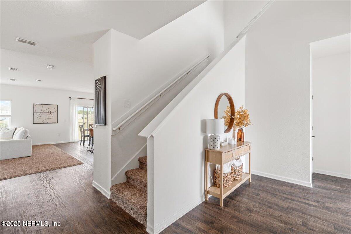 10111 SITTING FOX Court