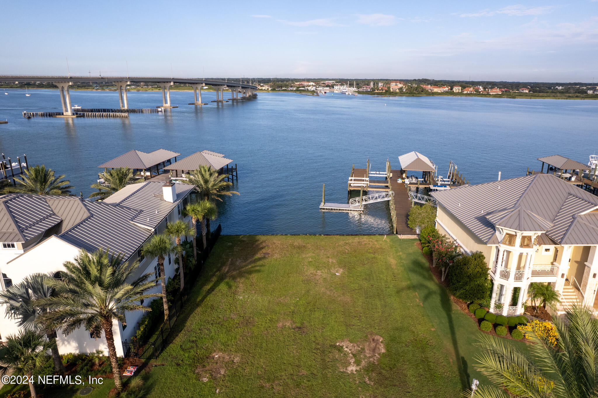 229 RIVERSHORE Lane