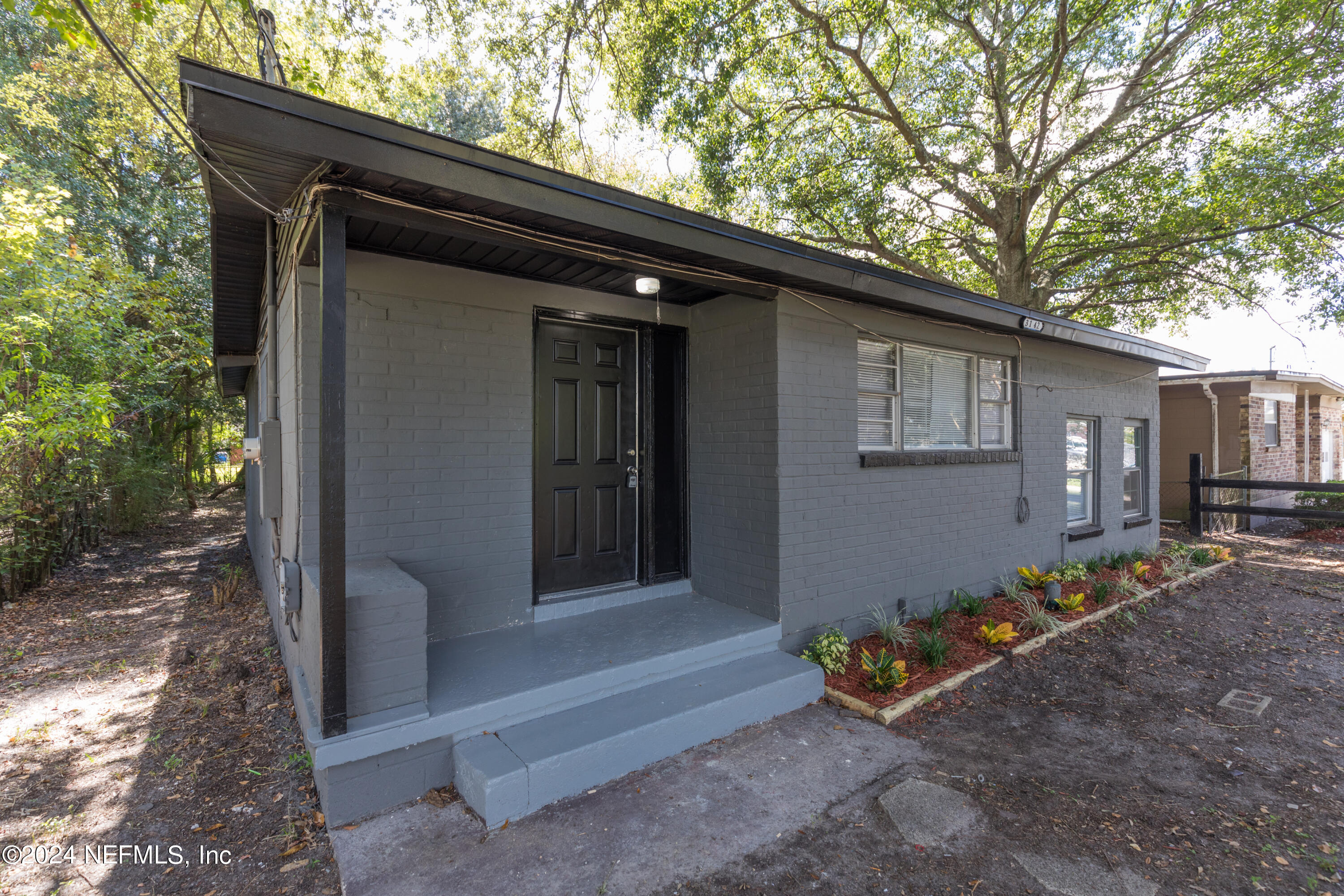 Jacksonville, FL home for sale located at 3142 W 6th Street, Jacksonville, FL 32254