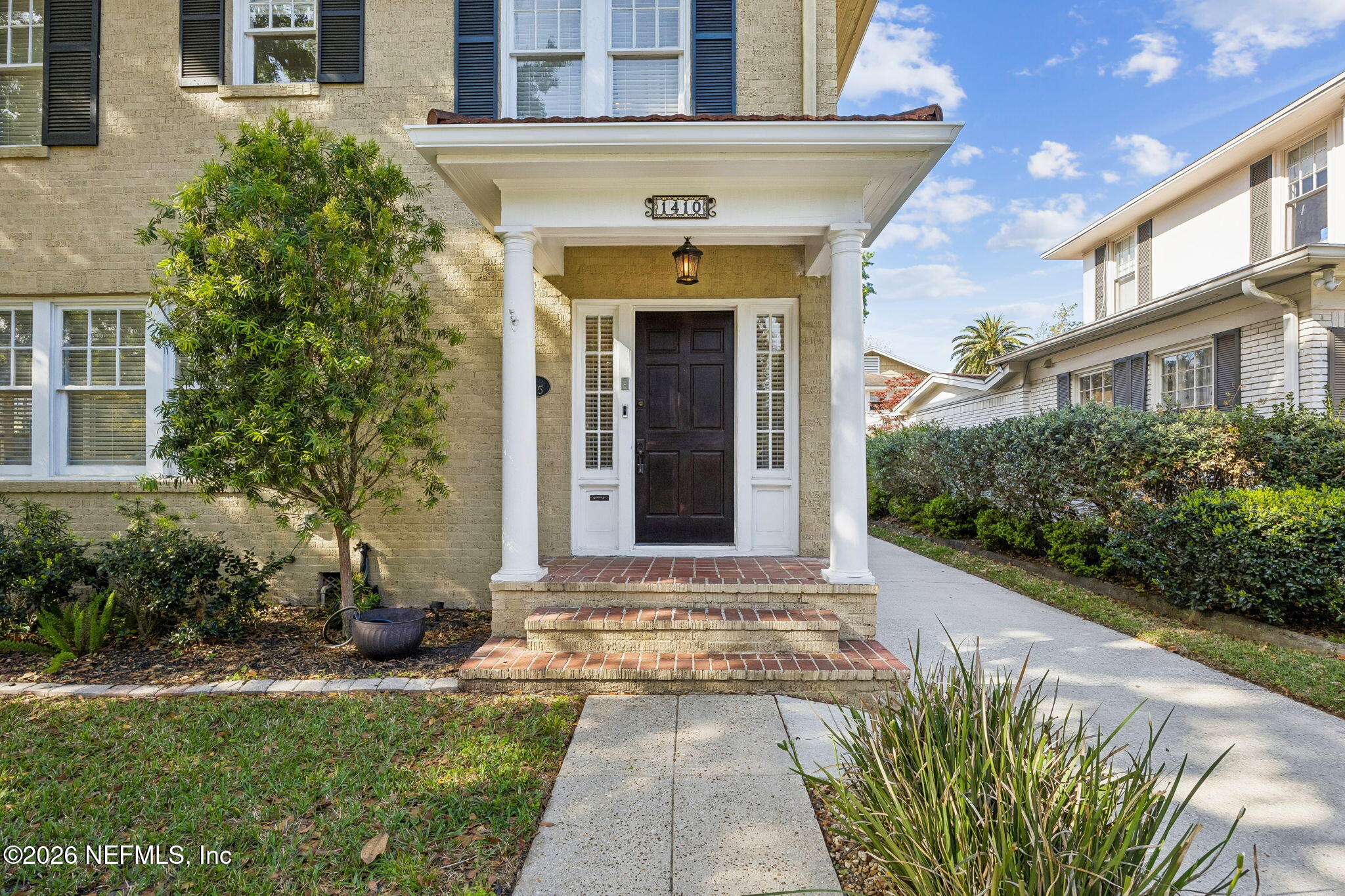 1410 EDGEWOOD Avenue S