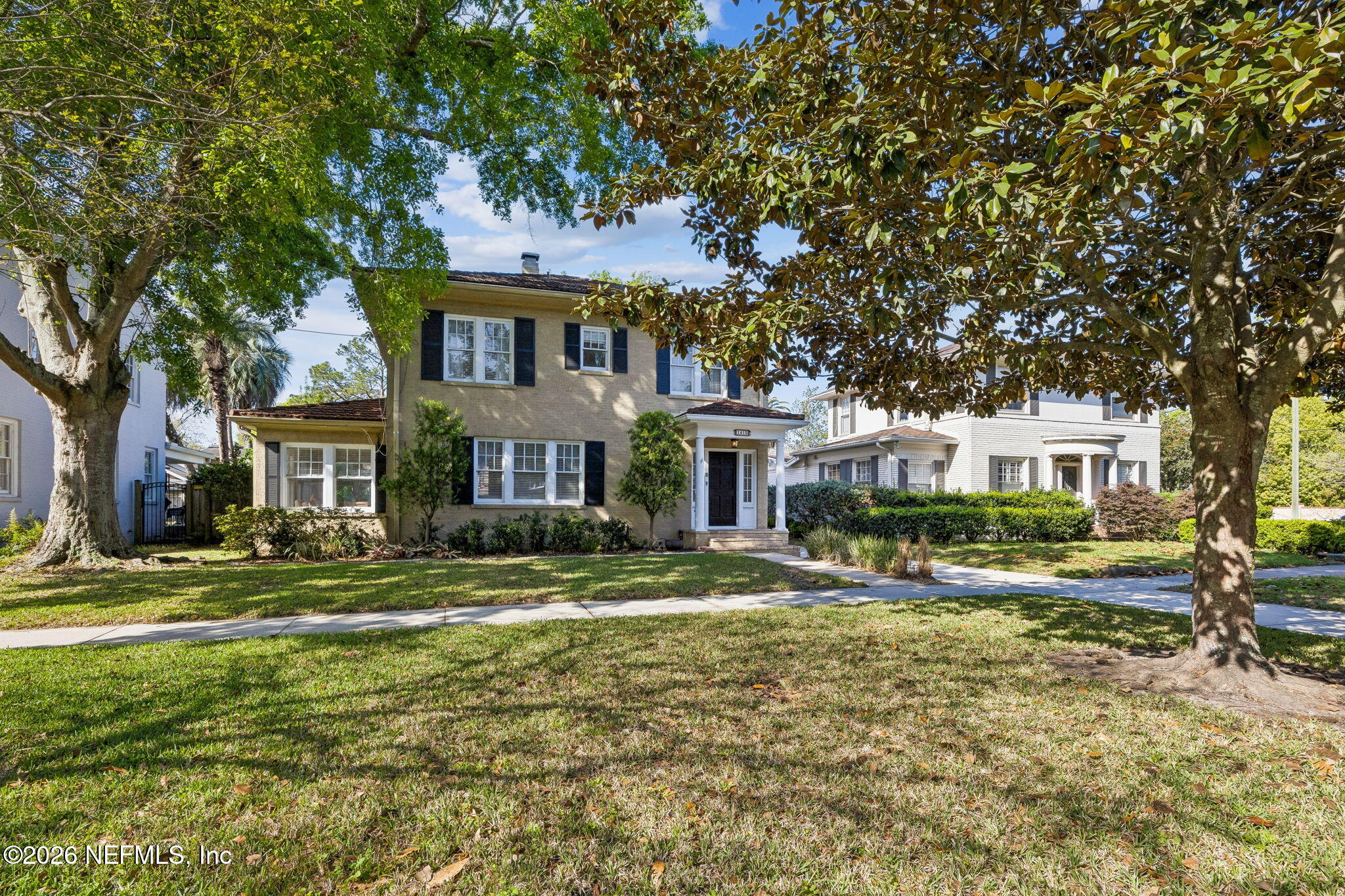 1410 EDGEWOOD Avenue S