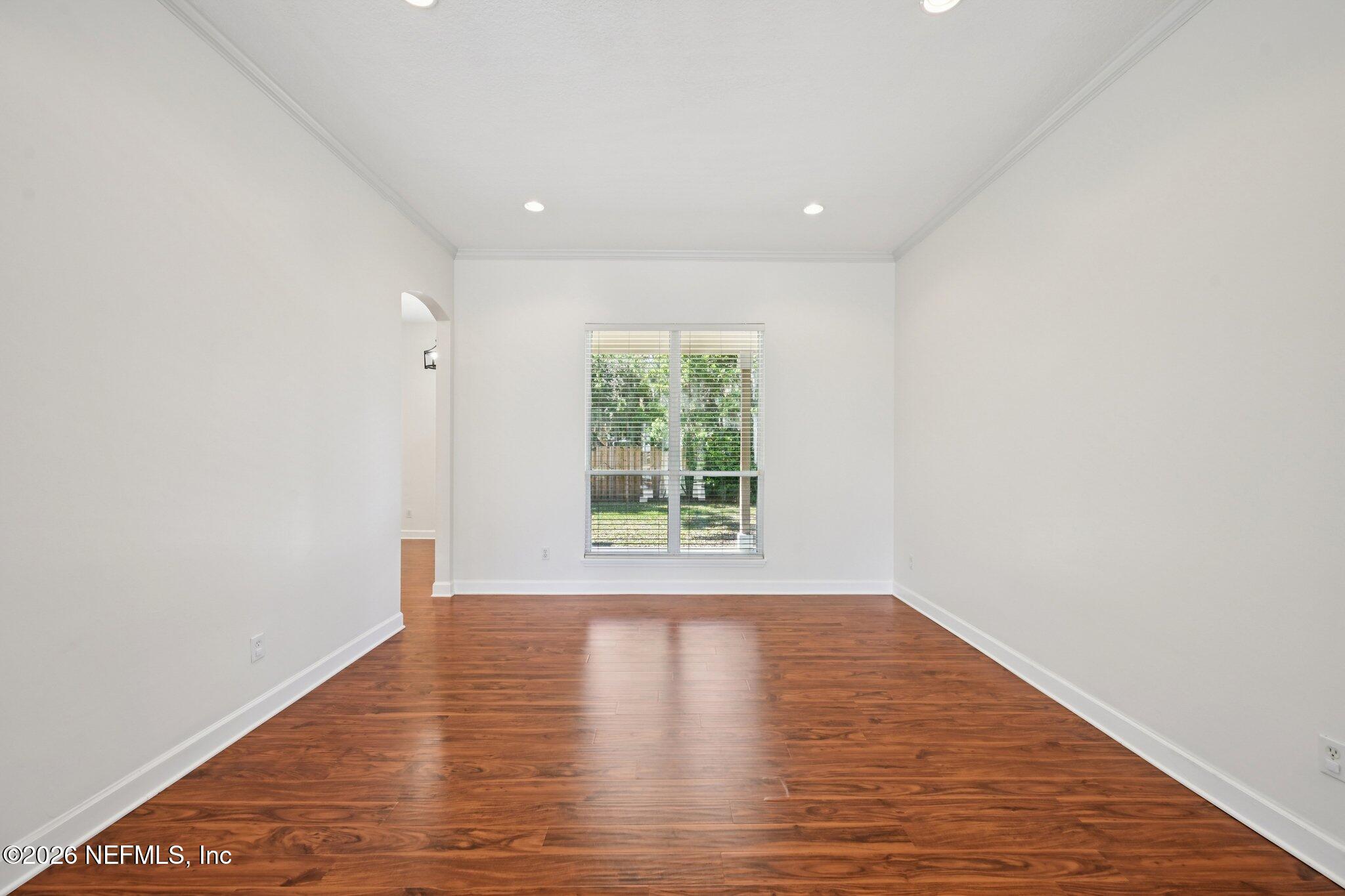 1819 SENTRY OAK Court