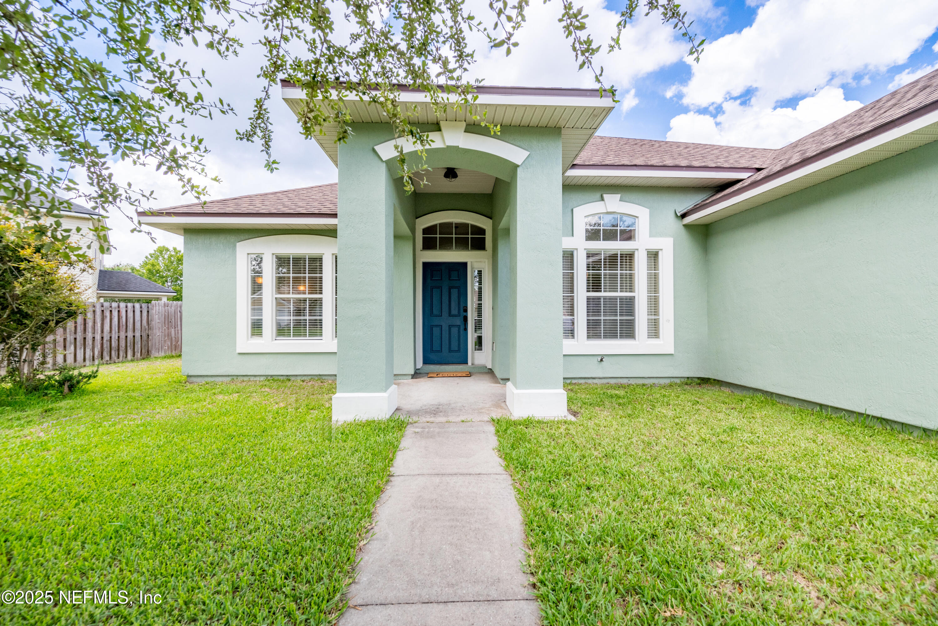 11760 HUCKLEBERRY Trail E