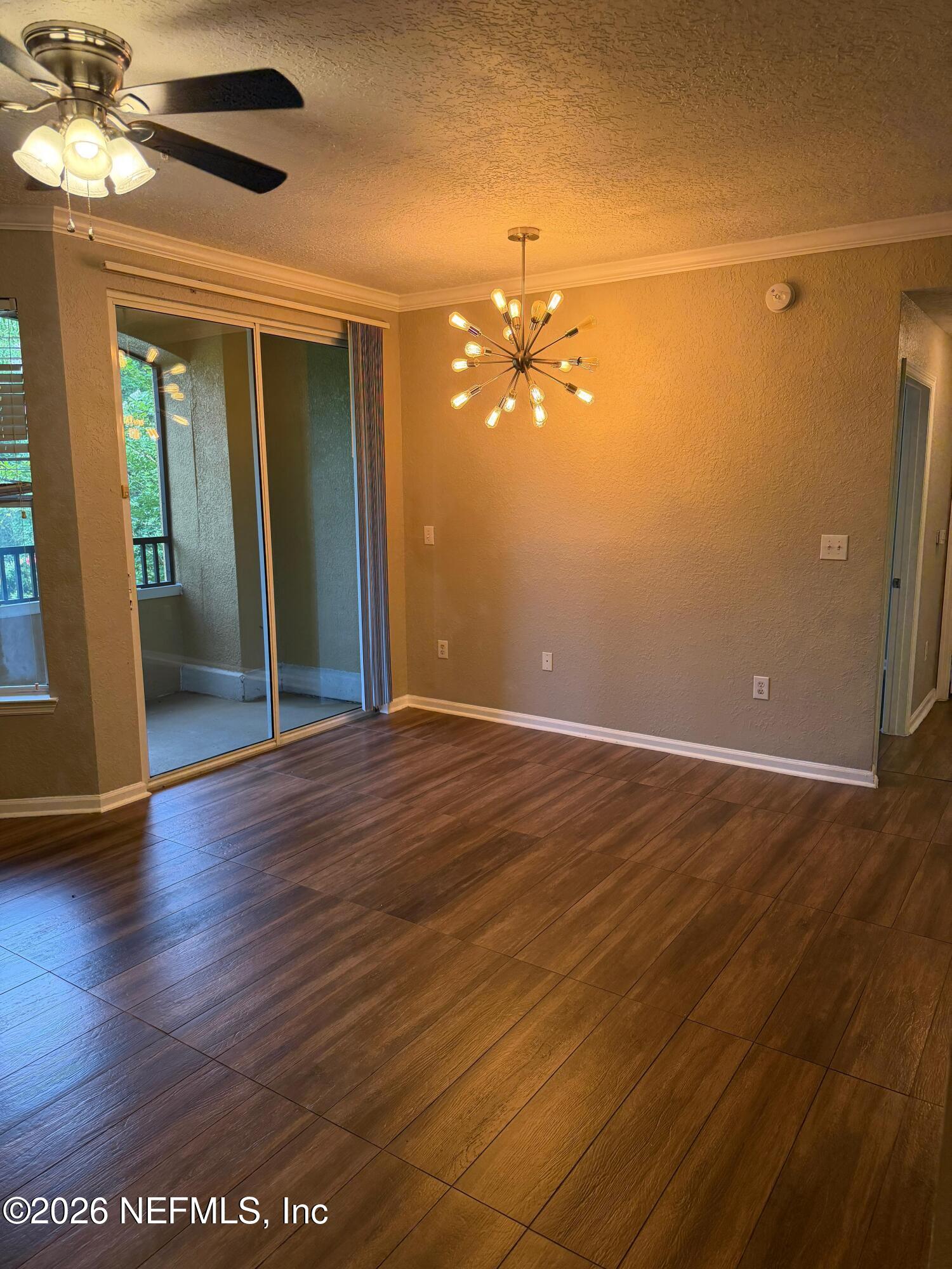 8539 GATE Parkway W 424