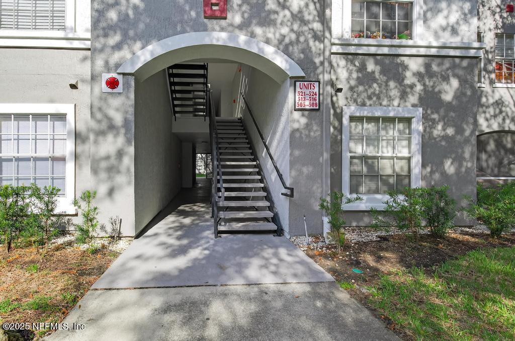 3591 KERNAN Boulevard S 524