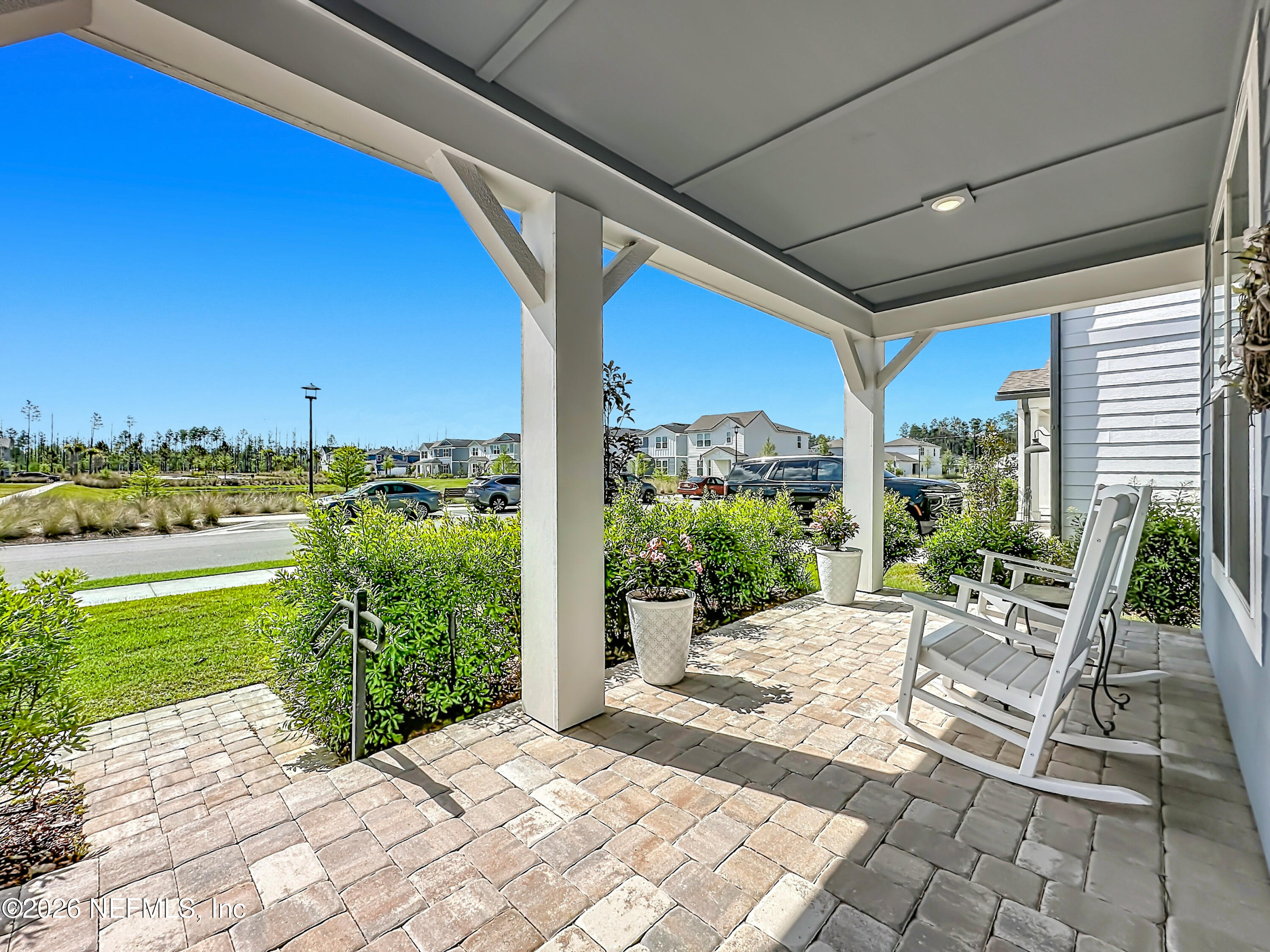 426 HAWTHORN PARK Circle