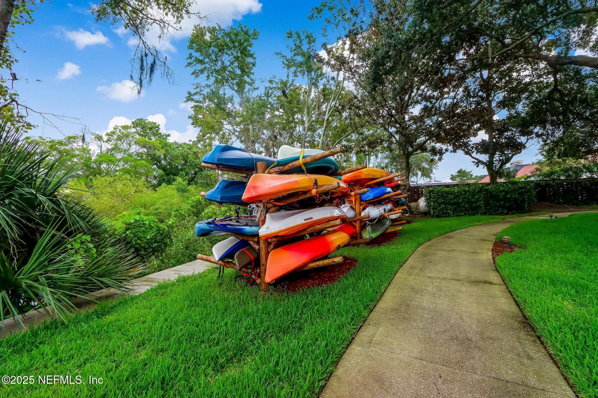 Jacksonville, Florida 32217, United States, 3 Bedrooms Bedrooms, ,2 BathroomsBathrooms,Residential,Pending,9322