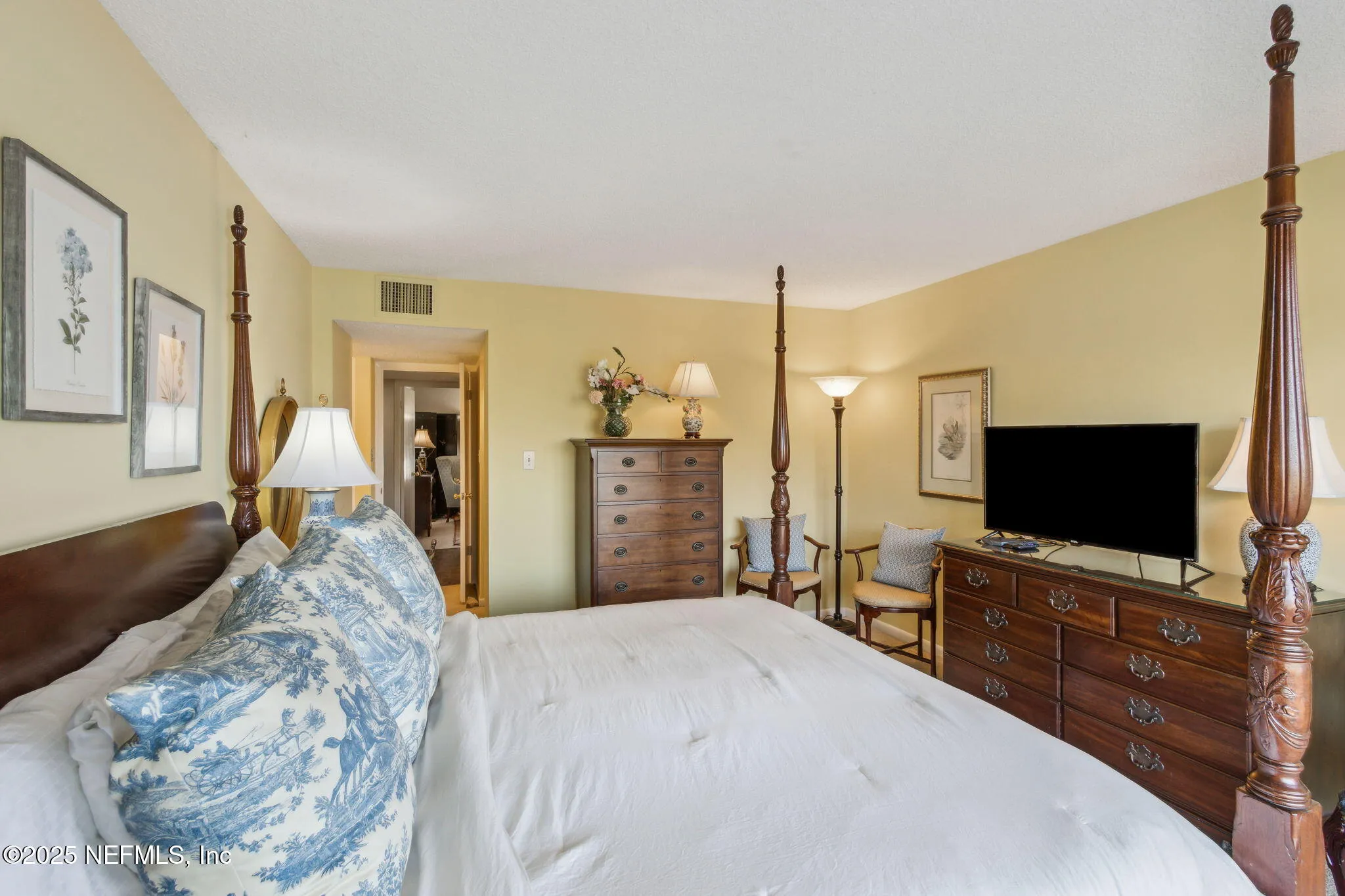 Jacksonville, Florida 32217, United States, 3 Bedrooms Bedrooms, ,2 BathroomsBathrooms,Residential,Pending,9322