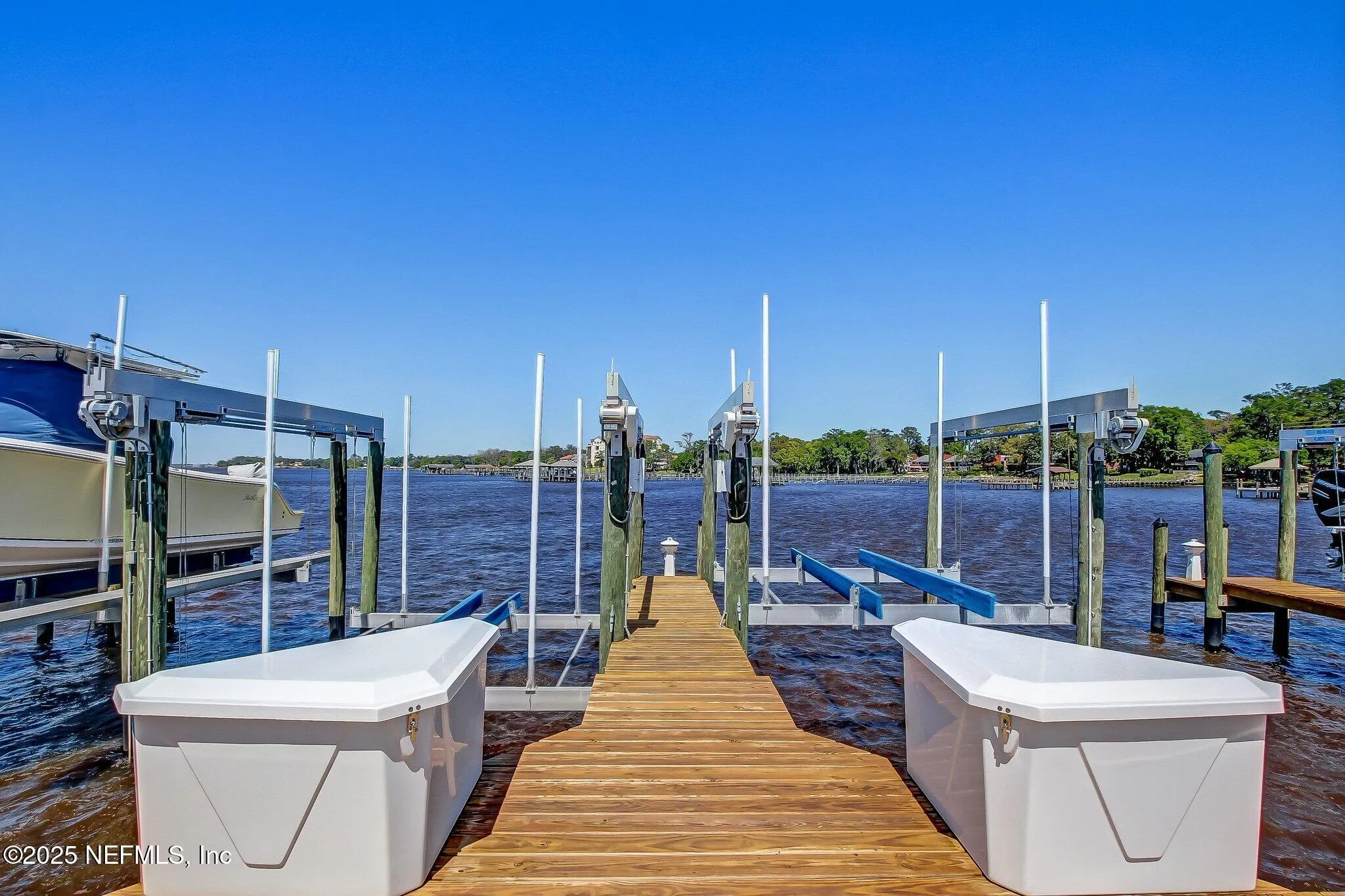 Jacksonville, Florida 32217, United States, 3 Bedrooms Bedrooms, ,2 BathroomsBathrooms,Residential,Pending,9322