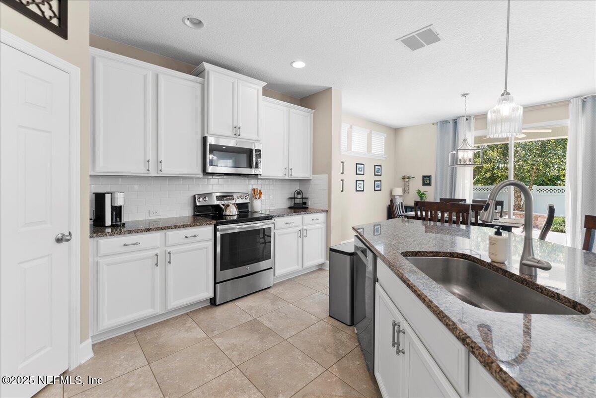 110 FOREST EDGE Drive