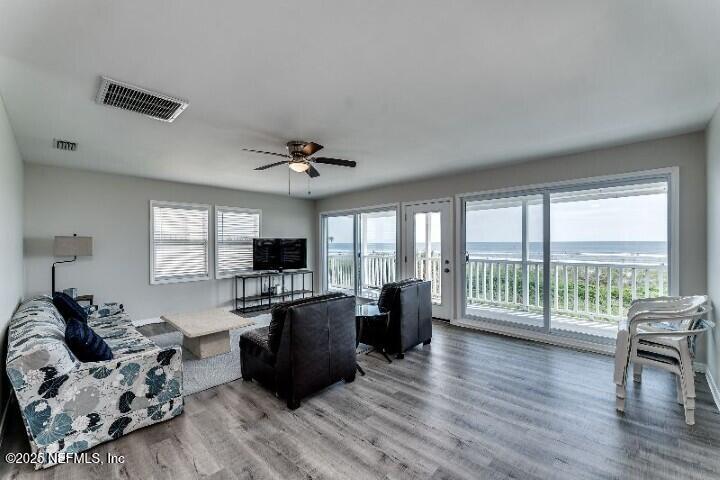722 OCEANFRONT S