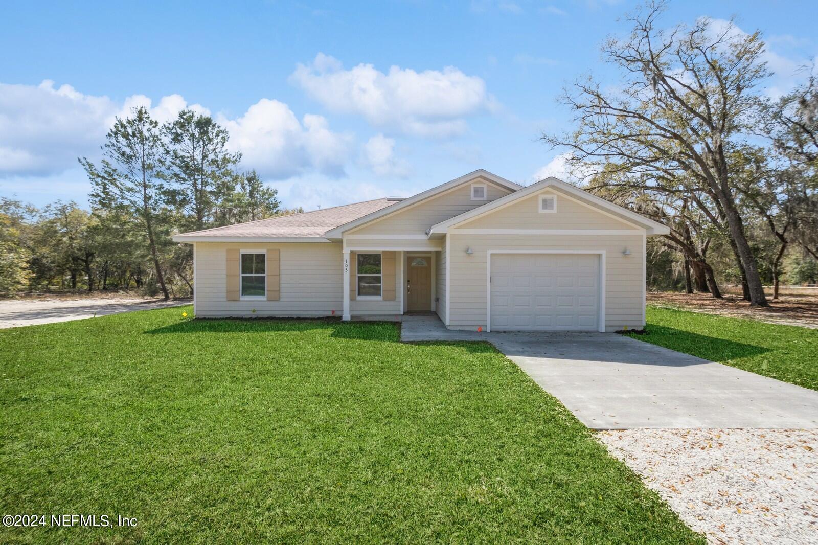 Hawthorne, FL home for sale located at 103 MAGNOLIA Street, Hawthorne, FL 32640