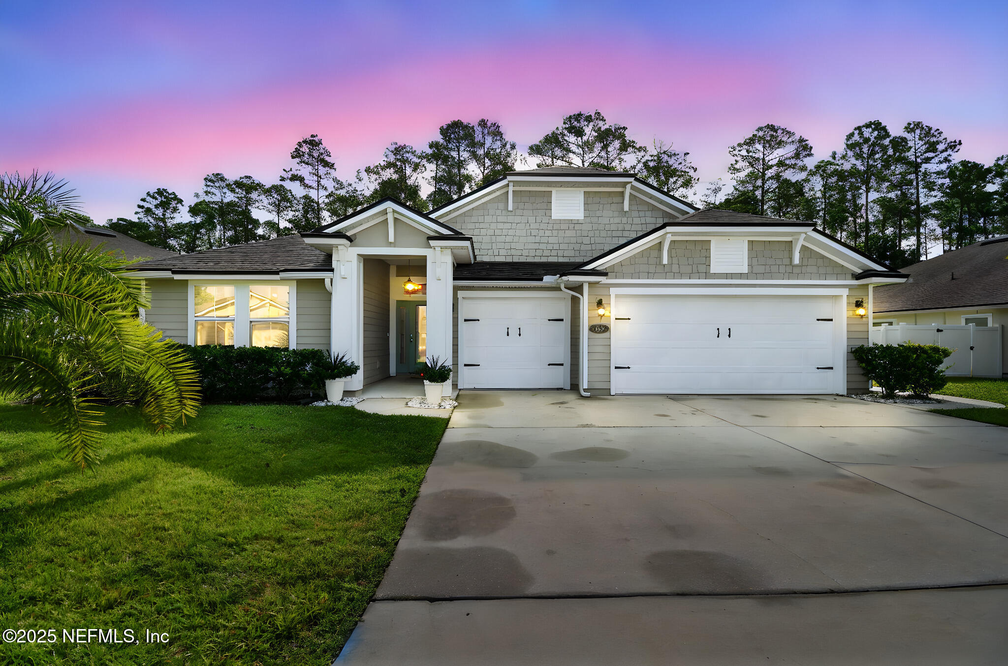 535 CRESCENT KEY Drive