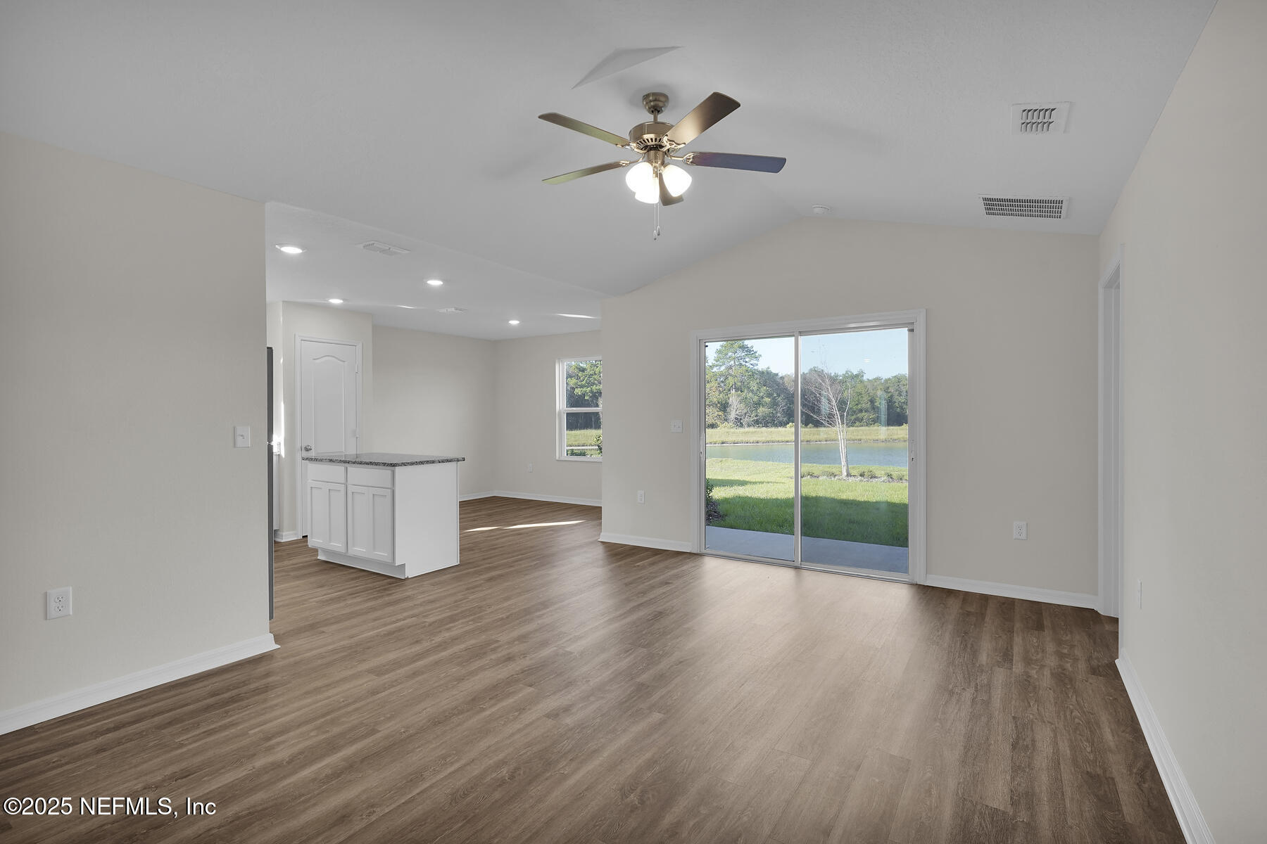 3289 MISSION OAK Place