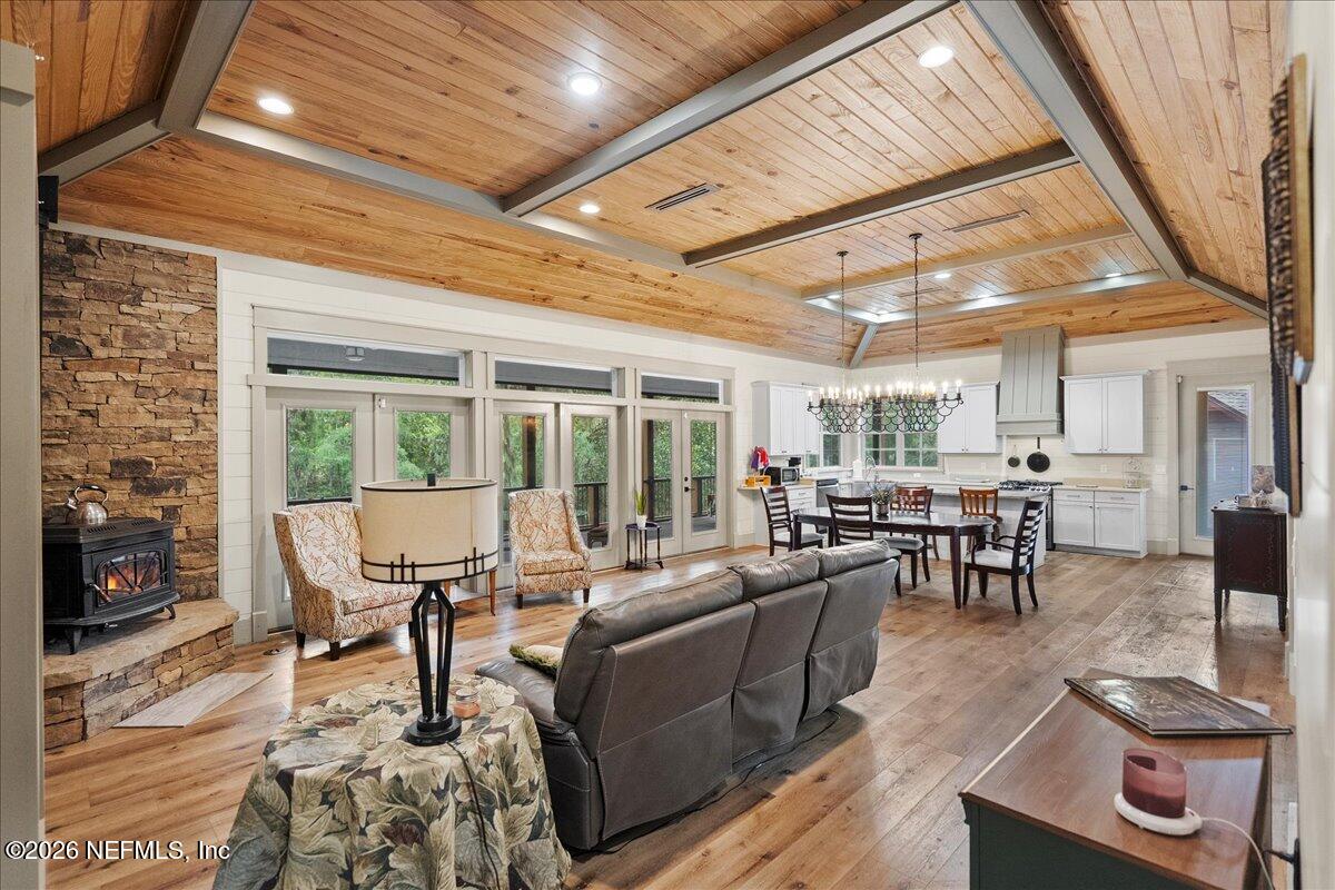 3775 FOREST Drive
