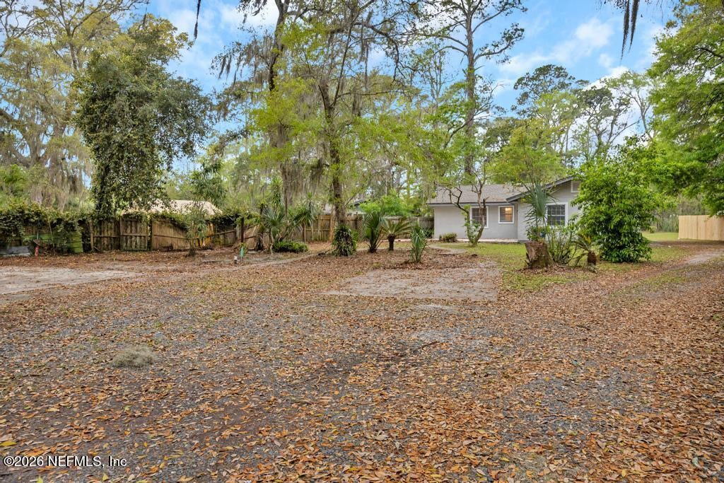 4634 Whimbrel Ln