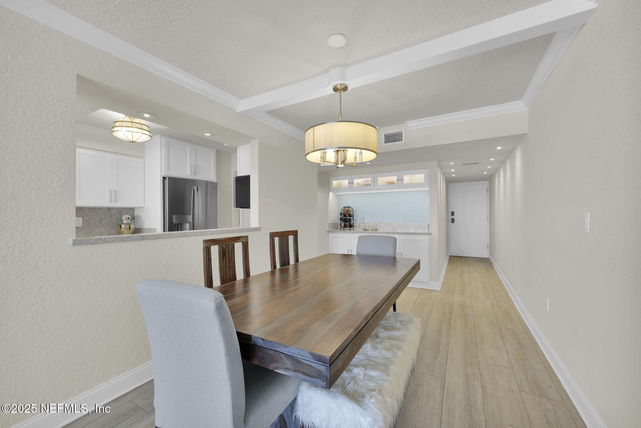 2100 OCEAN Drive 5D
