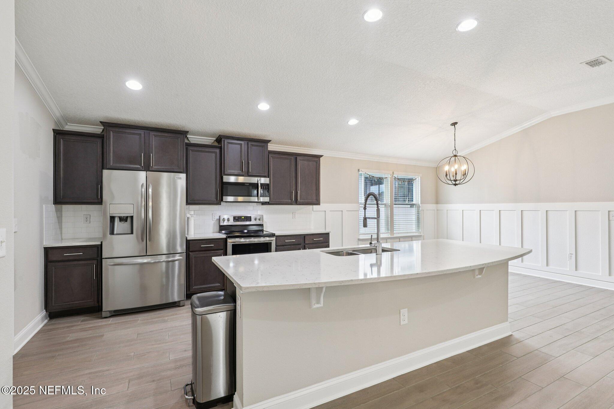 3206 SOUTHERN OAKS Drive