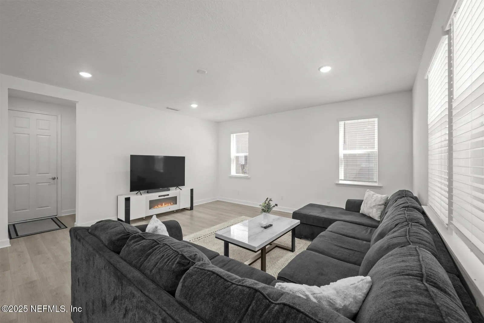 Yulee, Florida 32097, United States, 5 Bedrooms Bedrooms, ,3 BathroomsBathrooms,Residential,Active,124707