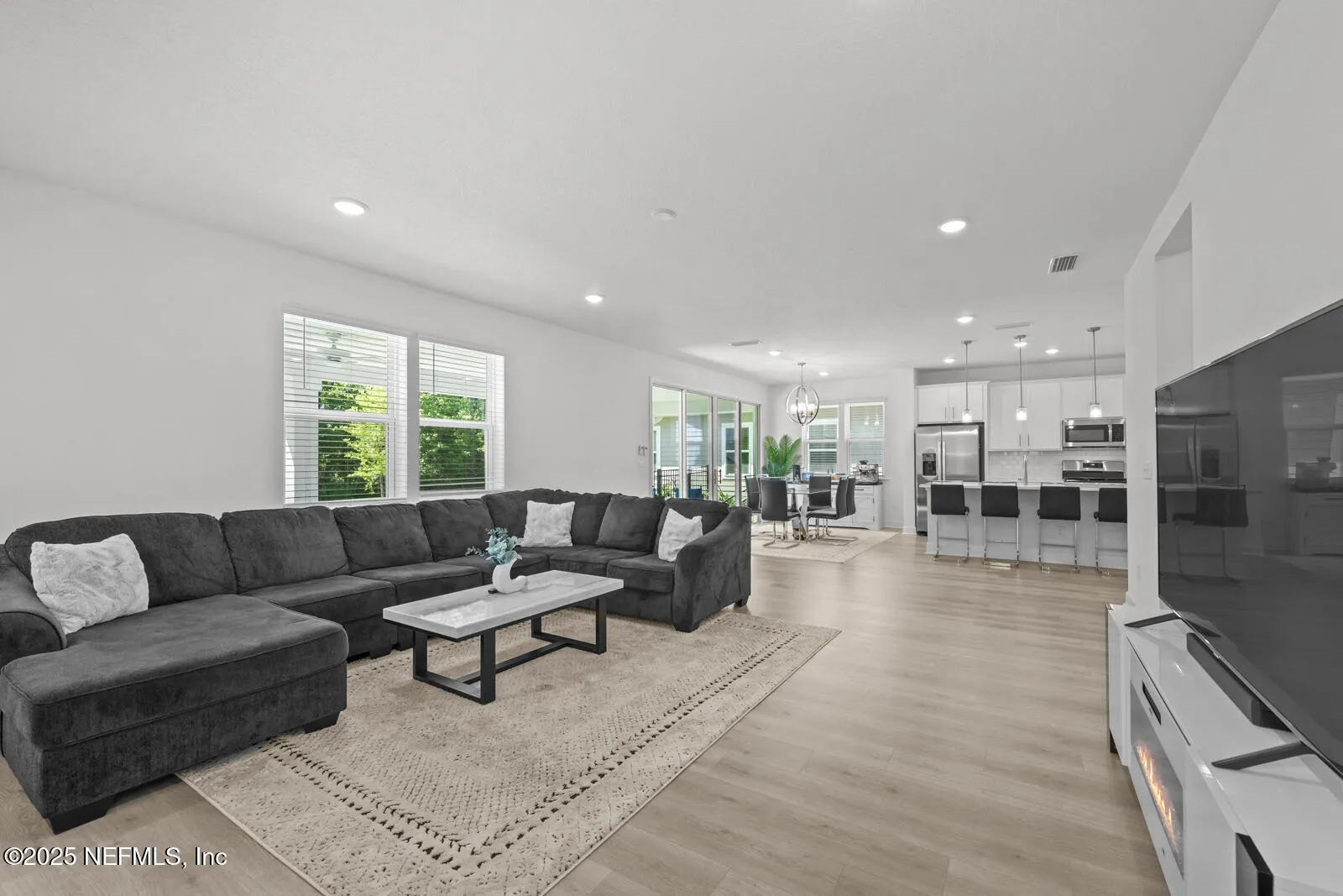 Yulee, Florida 32097, United States, 5 Bedrooms Bedrooms, ,3 BathroomsBathrooms,Residential,Active,124707