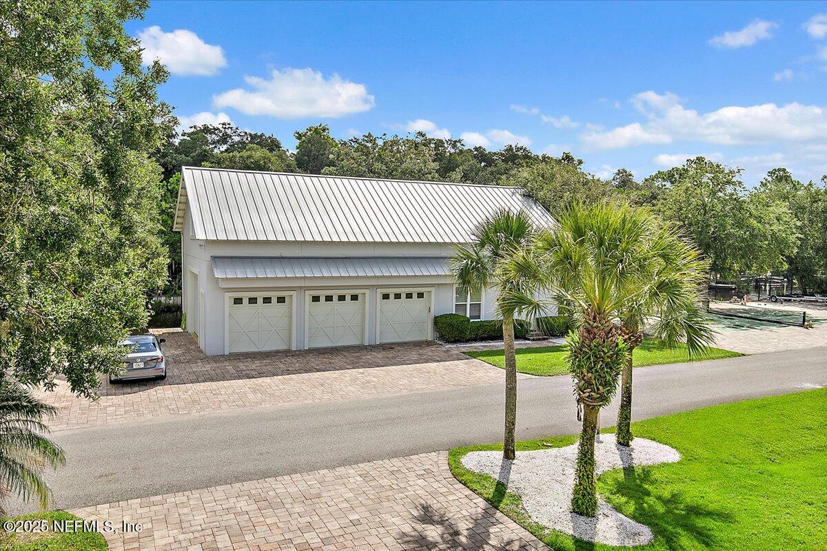 543 CANAL Road