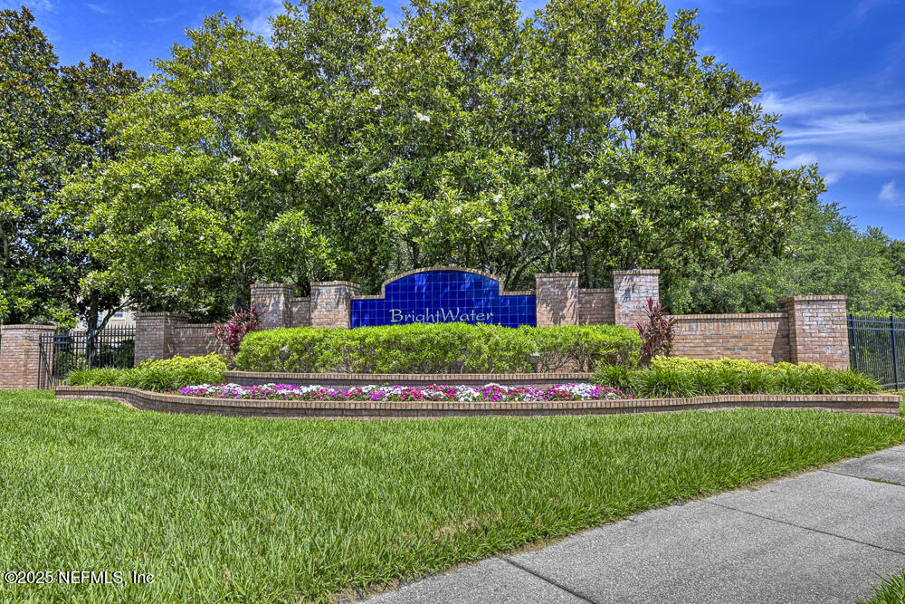 7546 SCARLET IBIS Lane