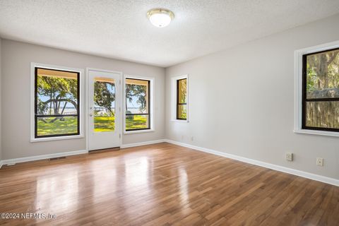 A home in Green Cove Springs