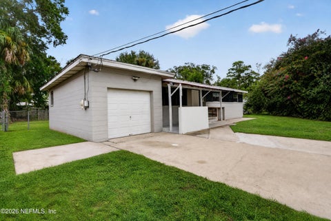 Photo of 2151 LARRY Drive, Jacksonville, FL 32216 (MLS # 2164291)