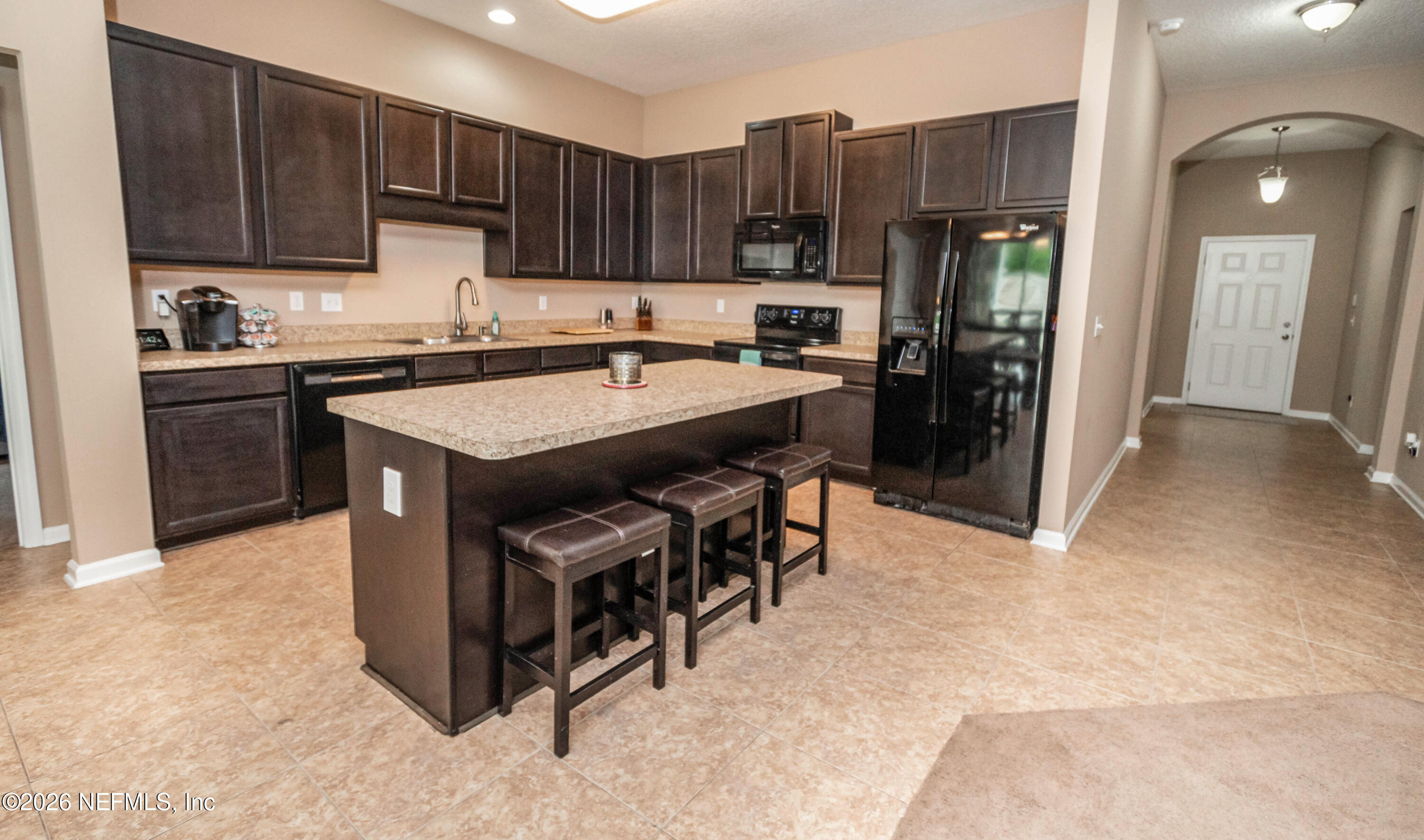5520 HUCKLEBERRY Trail S