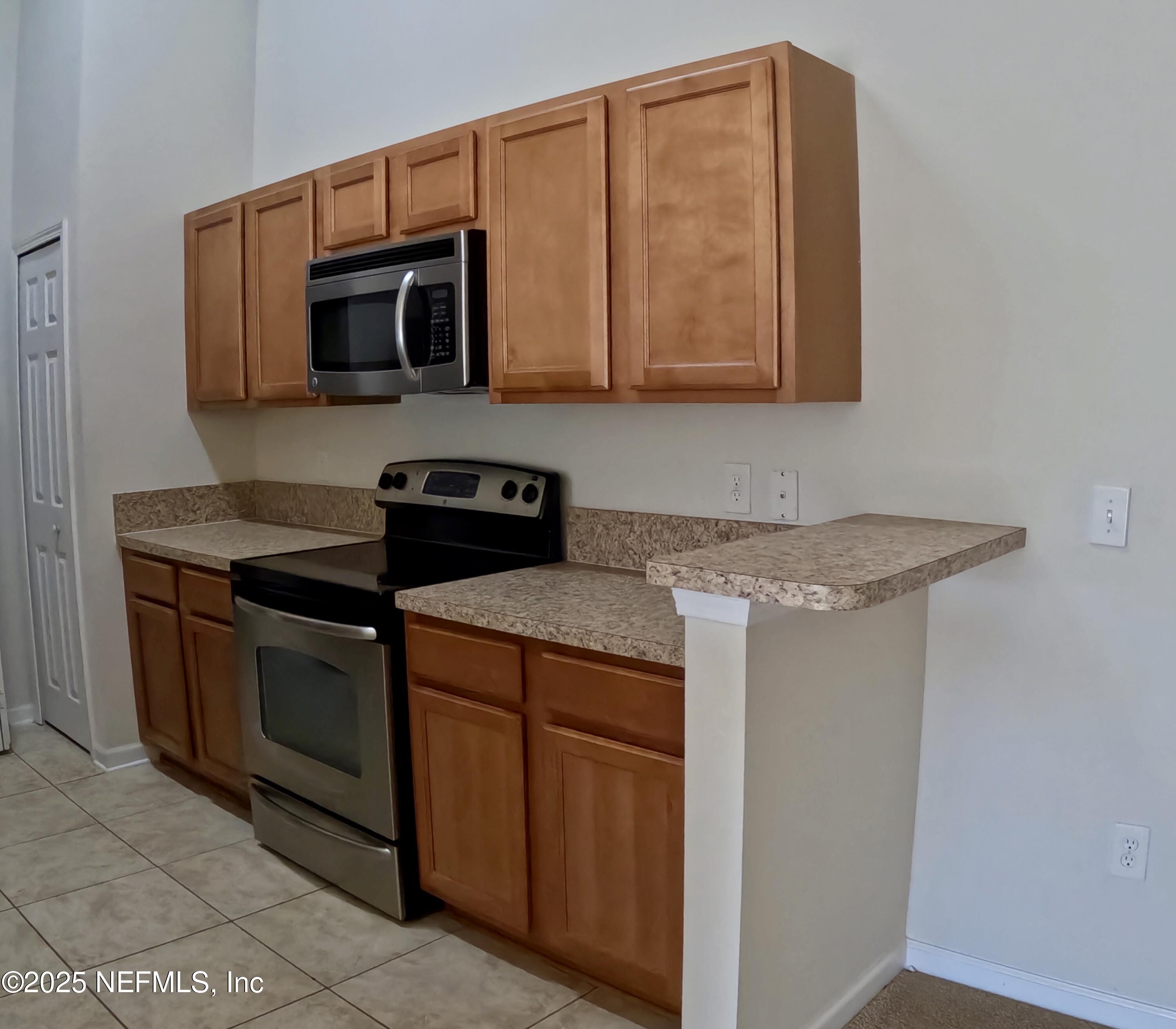 6915 ORTEGA WOODS Drive 3-12