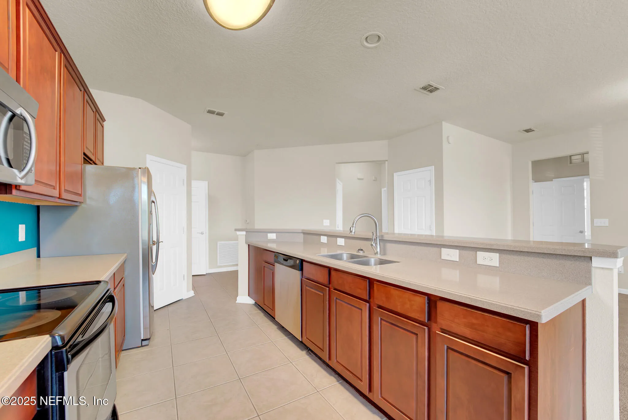 Jacksonville, Florida 32224, United States, 3 Bedrooms Bedrooms, ,2 BathroomsBathrooms,Residential,Pending,13415