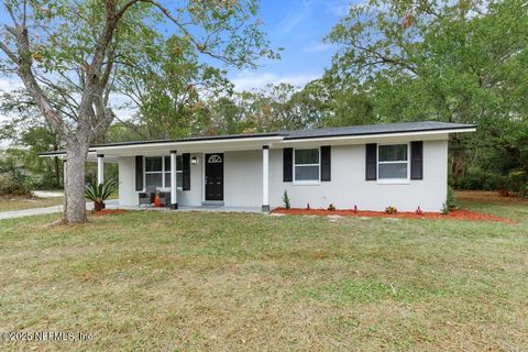 A home in Macclenny